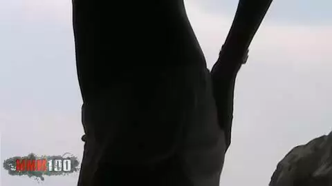 Alys Rebel haciendo un strip  photo 02