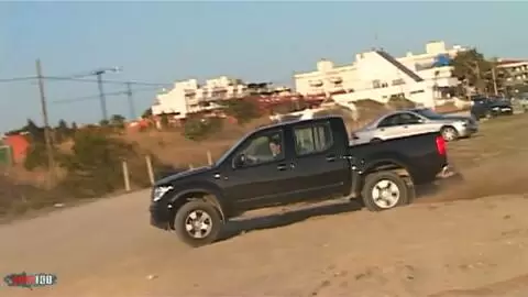 Axelle Mugler desnudandose   photo 08