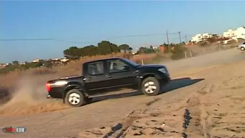 Axelle Mugler desnudandose   photo 10