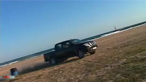 Axelle Mugler desnudandose   photo 14