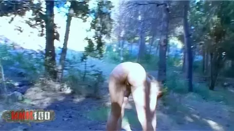 Axelle Mugler posando  en medio del bosque  photo 15