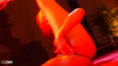 Show de Krystal au salon de Cavaillon 2009 part 2 photo 06