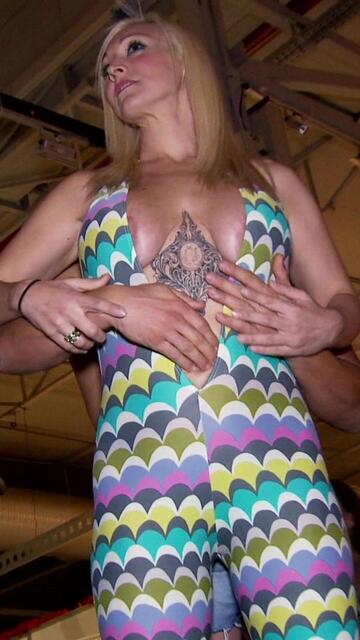 Daniela Evans Foto Sexy Gratis #004