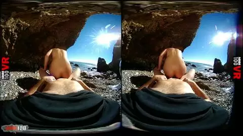 Follar su coño mojado en la playa photo 11