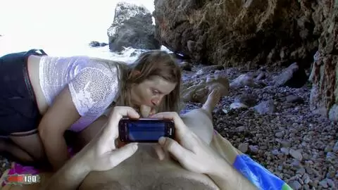 Abuela cachonda en la playa: Anal, mamada, corrida.
 photo 01