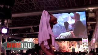 Olga haciendo un show en nuest