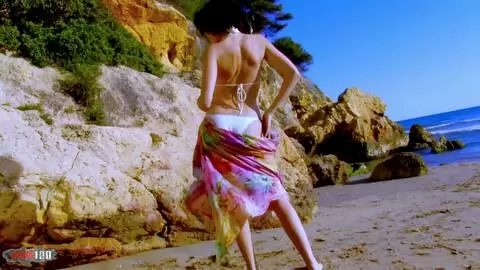 Kthyllee stripteas photo 02