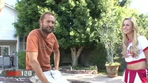 2 pollas para la animadora photo 01