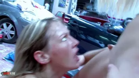 Trío anal salvaje en el taller con Mallory Moore y Lady Margaux photo 14