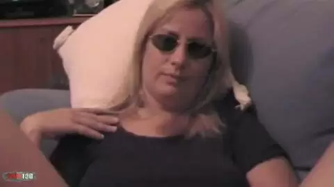 Puta traviesa tocandose el coño  photo 12