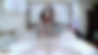 Megan sacude su culo por un fa