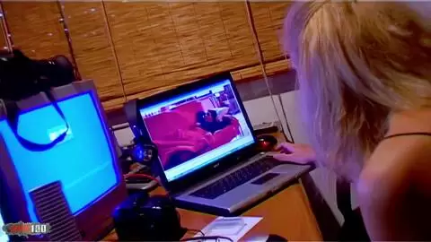 Moana Mendez & Nina Roberts teniendo sexo lésbico photo 16