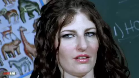 Sabrina Deep desnudandose   photo 13