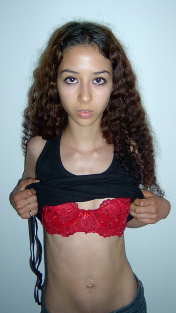 Safia Foto Sexy Gratis #007