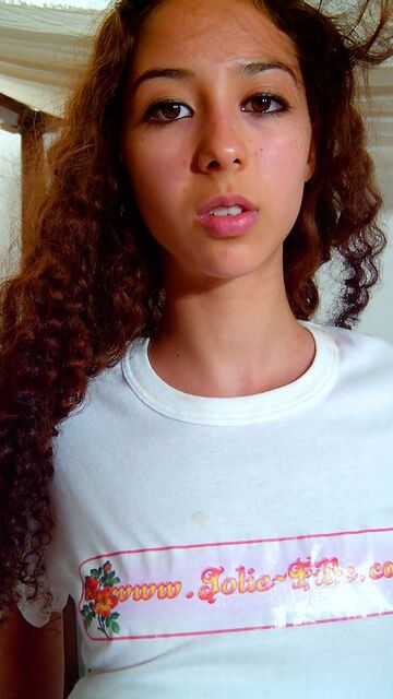 Safia Foto Sexy Gratis #019