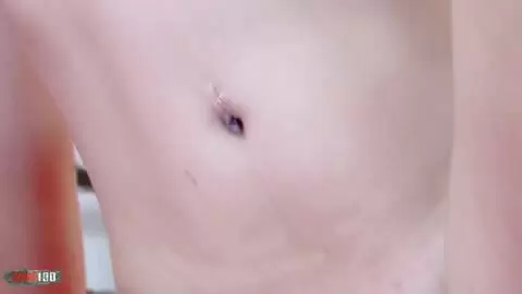 Sesión de fotos sexy sobre la cama con la súper francesa Sheryl Riviera photo 13