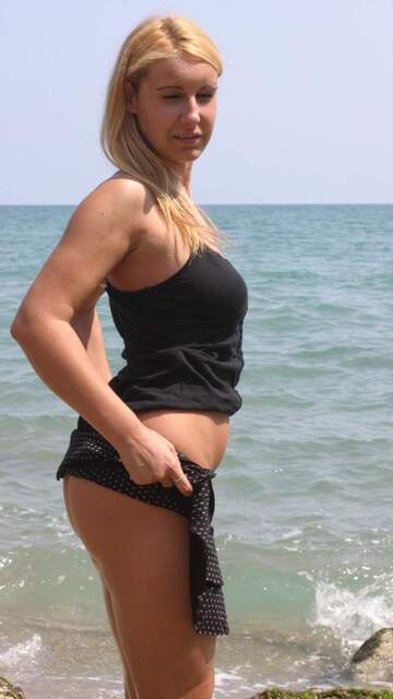 Sonia Manrique Foto Sexy Gratis #002