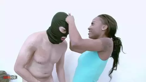 Diosa de ébano en traje de bailarina follada duro por un chino photo 04