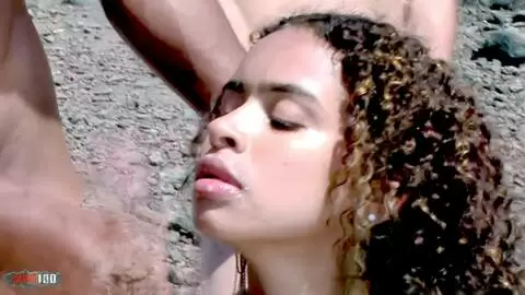 El salvaje trío al aire libre de Natasha y Titof: ¡el doble de diversión, el triple de emoción! photo 15