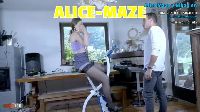 Alice Maze y Nikao en una sesión de sexo en bici caliente que terminó en follada hardcore.