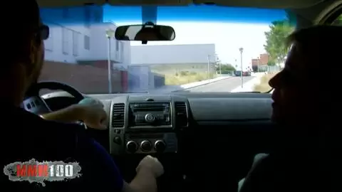 Parada de orina en el coche con la MILF rubia francesa Alicia Flore photo 02