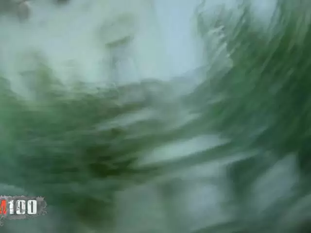 Alicya haciendo un strip   photo 6