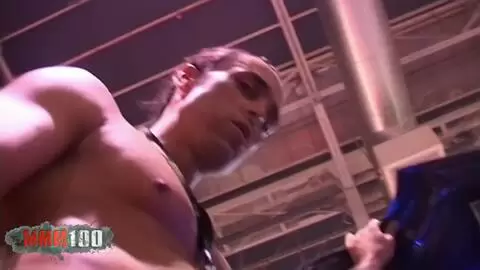 La actriz francesa de grandes tetas Ana Martin es follada en público en el festival de Barcelona photo 02