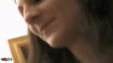 Angelina posando   photo 10