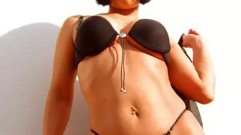 Any enseñando su cuerpo   photo 12