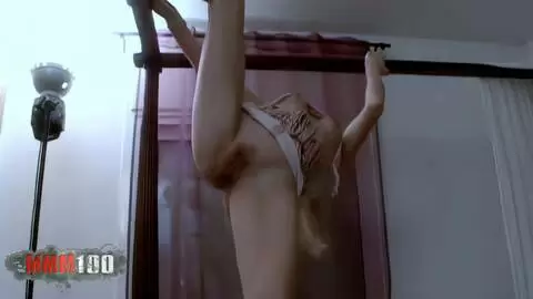 MILF belga Aude follada duro por el culo y el coño photo 09