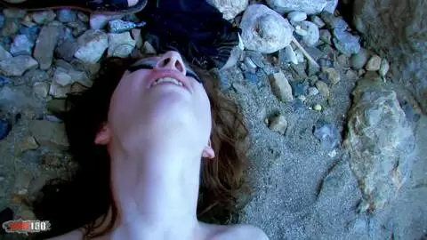 Buena polla para la peliroja photo 10