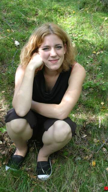 Axelle Laroche Foto Sexy Gratis #021