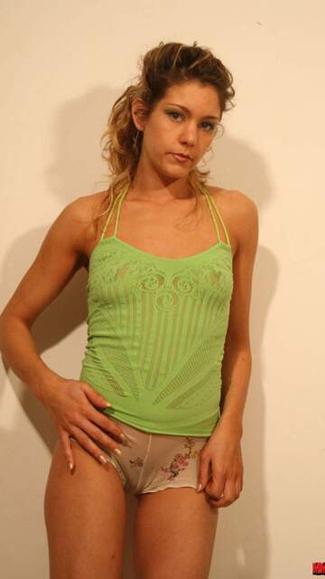 Axelle Mugler Foto Sexy Gratis #020