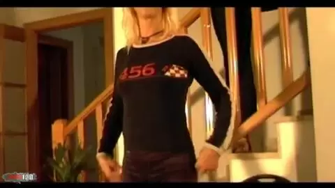 Azucena desnudandose   photo 13