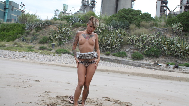 Baby Reed Foto Sexy Gratis #040