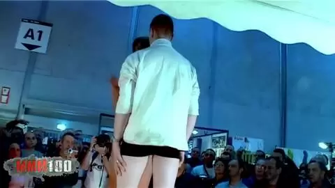 Salón erótico de Besançon 2007 espectáculo número 7 de Alycia Lopez photo 16