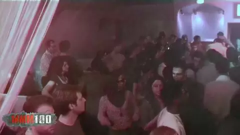 Fiesta loca en una discoteca de Besançon después de la feria erótica photo 06