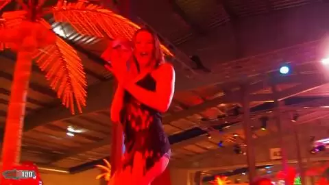 Show de Amelie Jolie y Shannya Tweeks a Besancon 2009 photo 06