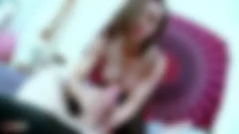 Artista de handjob en el trabajo en POV