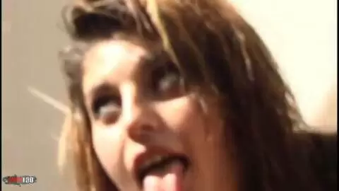 Carla posando  en la terraza  photo 05