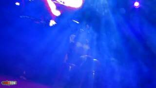 Kenya diaw show directo en pub