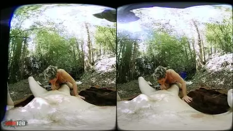 Follada de realidad virtual en 3D al aire libre con la milf francesa Charlie photo 05