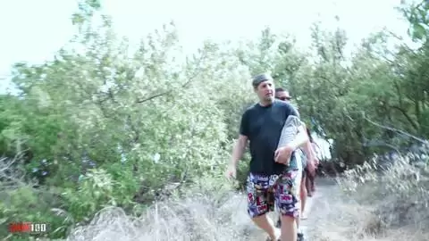 Descubrimiento de la isla, mamadas guarras y trío con Nicky y Gina photo 05