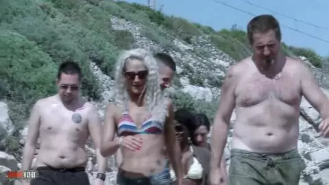 Intenta hacer fuego y Mademoiselle Justine recibe anal en el bosque photo 12