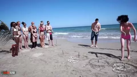 Prueba de inmunidad en la playa y sodomía profunda con Justine photo 02