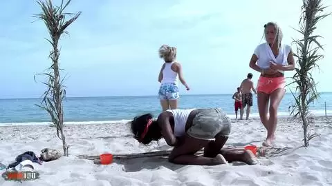 Último consejo de la aventura y Tania Kiss es follada duro sobre las rocas photo 02