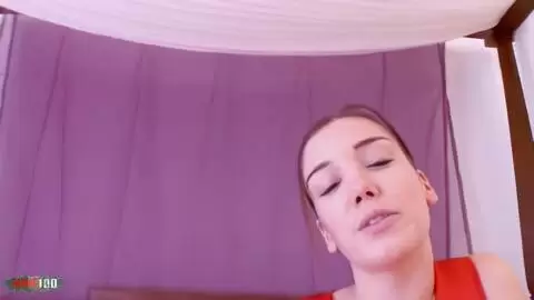 Entrevista en vídeo con la magnífica joven actriz francesa Cynthia Lavigne photo 03