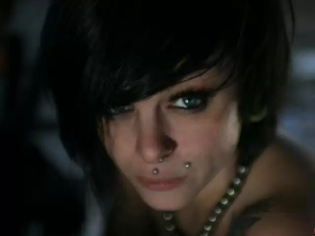 Delight Doll en la casa abandonada photo 1