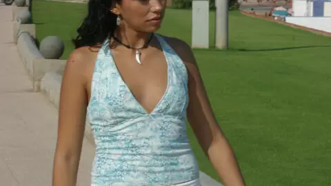 Emilce haciendo un strip   photo 1