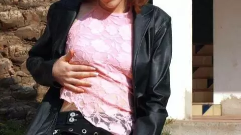 Emy enseñando su cuerpo   photo 7